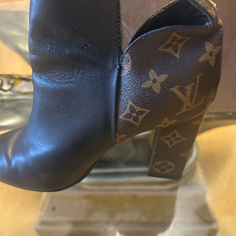 Louis Vuitton Black and Brown Heeled Boots
